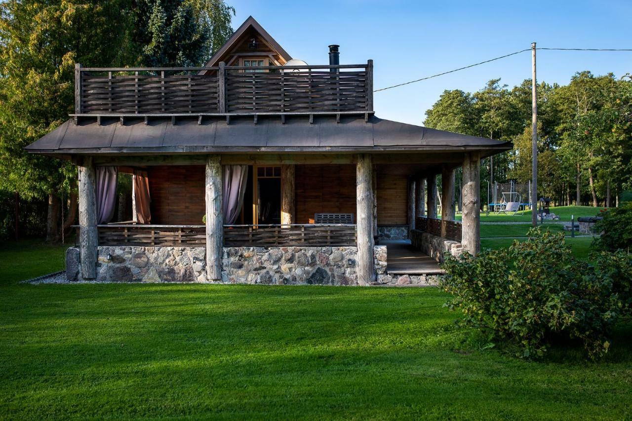 Villa Erlendi Kodumajutus Pärnu Exterior foto
