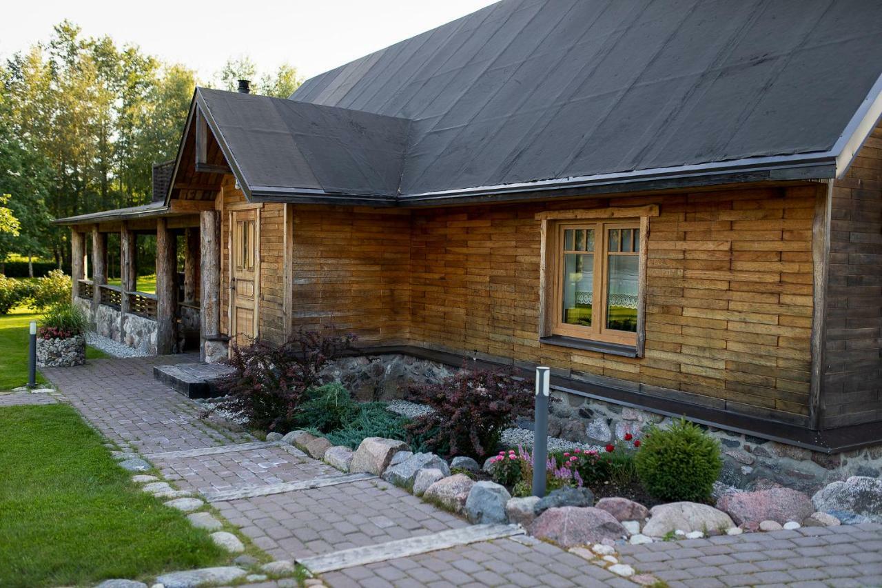 Villa Erlendi Kodumajutus Pärnu Exterior foto
