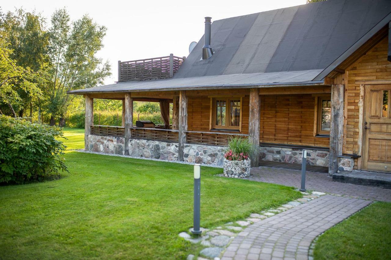 Villa Erlendi Kodumajutus Pärnu Exterior foto