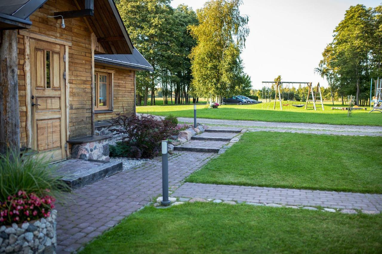 Villa Erlendi Kodumajutus Pärnu Exterior foto