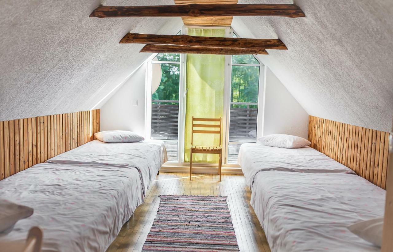 Villa Erlendi Kodumajutus Pärnu Exterior foto