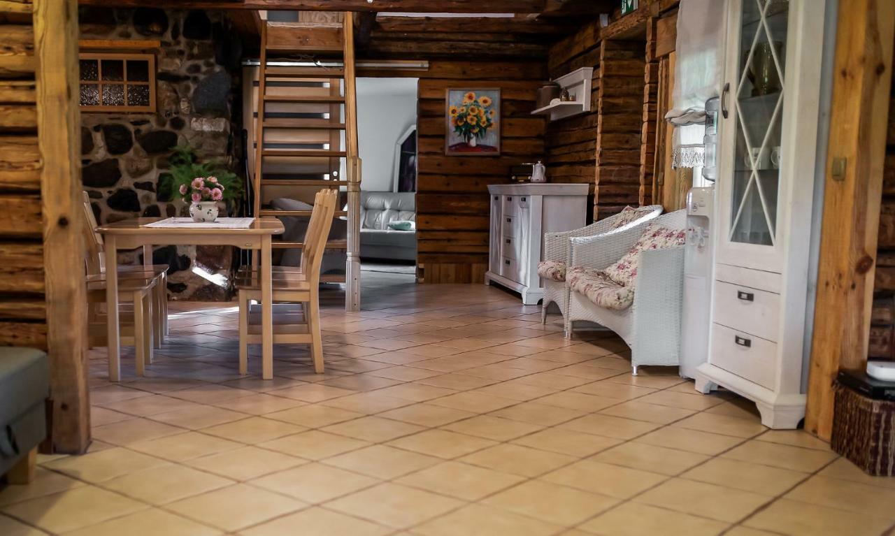 Villa Erlendi Kodumajutus Pärnu Exterior foto