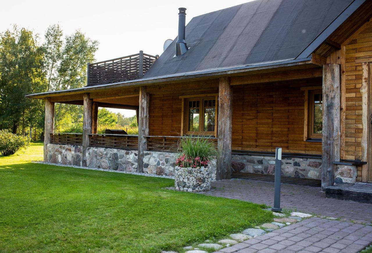 Villa Erlendi Kodumajutus Pärnu Exterior foto